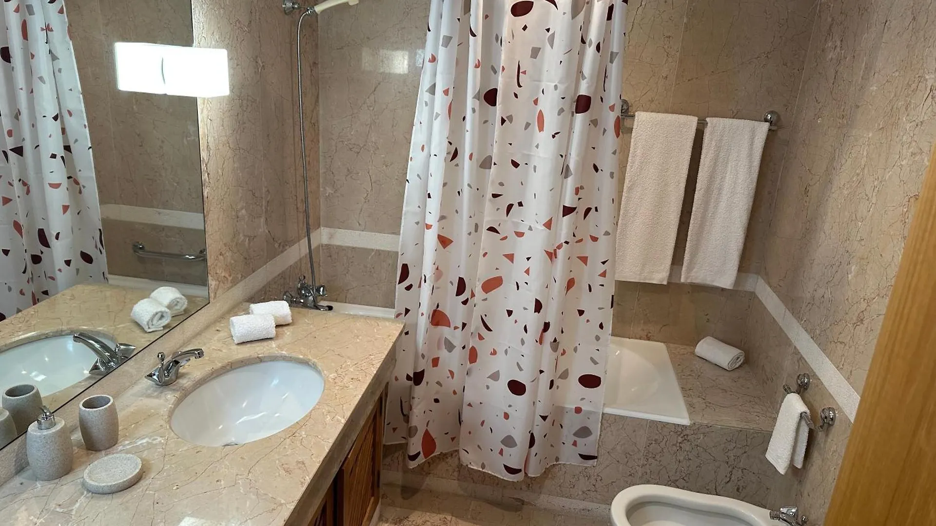 Daire Madeira Inn 2 Funchal